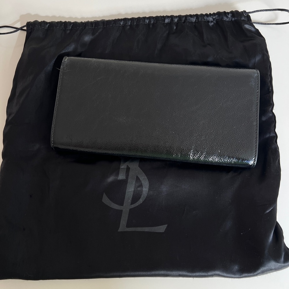 🎉🎉HP🎉🎉Yves Saint Laurent YSL Black Patent Belle De Jour Clutch🎉🎉 - Picture 10 of 12